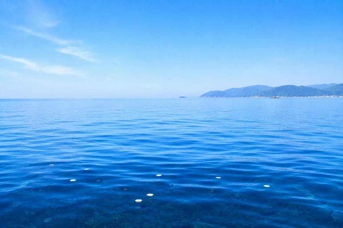 秋田・男鹿沖